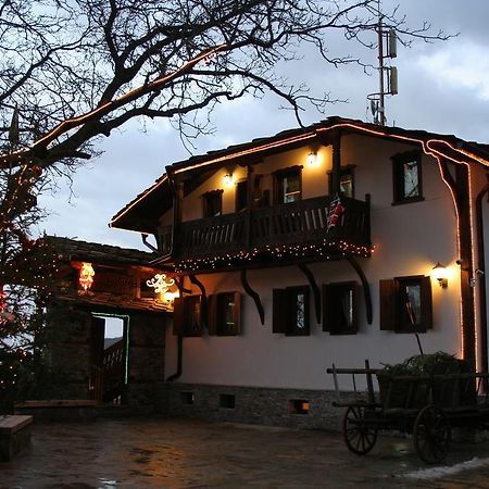 Hotel Шапкова Къща Delchevo Exteriér fotografie